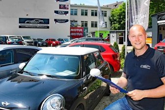 Autohändler will einen Gang hochschalten - Ralf Hermann will sein Unternehmen vergrößern.