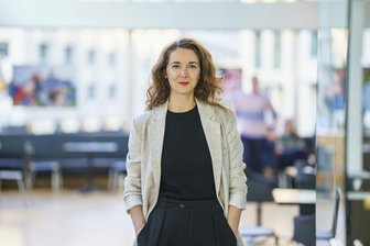 Autorin Iris Wolff liest in Chemnitz aus ihrem Roman über feste Familienbande - 
