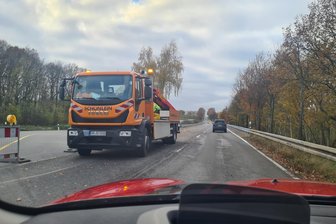 B 173 Freiberg-Oberschöna: Gute Nachricht für Motorisierte - Die B 173 bei Kleinschirma ist erstmals seit Mitte September vorigen Jahres wieder durchgängig befahrbar.