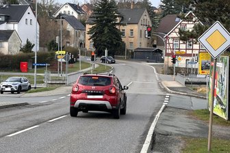 B 173 wird gesperrt: Mülsener Bäcker reagiert mit verkürzten Öffnungszeiten - Das Straßenbauamt will nach Ostern zunächst dieses Stück der Bundesstraße reparieren.