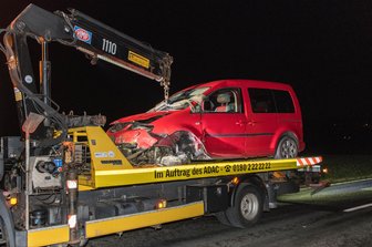 B 175 bei Dittmannsdorf nach Unfall gesperrt - 
