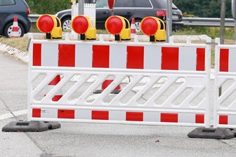 B 180 zwischen Erdmannsdorf und Kunnersdorf bleibt wegen Baumpflege gesperrt - 