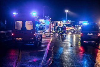 B101 bei Siebenlehn nach Unfall mehrere Stunden gesperrt -