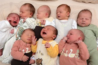 Babyboom am Zschopauer Krankenhaus: Acht auf einen Streich - Diese acht Babys haben innerhalb von drei Tagen im Zschopauer Klinikum das Licht der Welt erblickt.