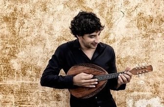 Avi Avital: "Ich verbinde mit dem Klang der Mandoline etwas Goldenes.