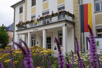 Bad Elster will neuen Kredit aufnehmen - Bad Elster muss einen neuen Kredit aufnehmen, um weiter investieren zu können.