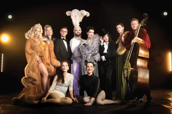 Bad Elster: Wofür gibt es überhaupt noch Karten? - Die Revue Vintage Wonderland ist am 3. Januar, 19.30 Uhr im König-Albert-Theater Bad Elster zu erleben. Foto: Nick Scholey