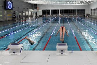 Badbesuch wird um 72 Prozent teurer - Glück-Auf-Schwimmhalle in Zwickau-Schedewitz