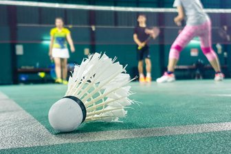 Badminton: SG Meerane 02 richtet sächsische Ranglistenturniere der U 19 aus - In der Karl-Heinz-Freiberger-Halle fliegen am Samstag die Federbälle.