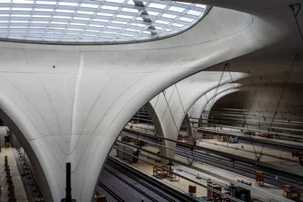 Bahn unter Druck - Was Özdemir bei Stuttgart 21 fordert - Die Eröffnung von Stuttgart 21 könnte sich Medienberichten zufolge weiter verzögern. (Archivbild)