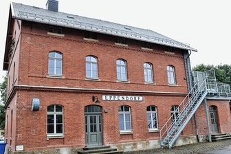 Bahnhof Eppendorf: Hier wird Geschichte erzählt - Der alte Bahnhof in Eppendorf. 
