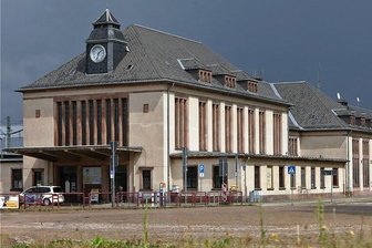 Bahnhof in Glauchau wird videoüberwacht - Das Glauchauer Bahnhofsgebäude wird ab dem 4. Quartal videoüberwacht.