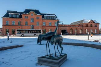 Bahnhofskur, neuer Parkplatz und noch mehr Skatespaß: Das plant Mittweida 2026 und 2027 - Der rechte Teil des Bahnhofsgebäudes in Mittweida soll nun ebenfalls saniert werden, Co-Working-Räume entstehen.