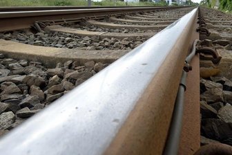 Bahnunfall: Züge von Vogtlandbahn und GW Train kollidieren - neun Verletzte -