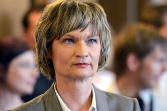 Bahnverbindung nach Leipzig: Verkehrsverbund prüft Alternativen - Die Chemnitzer Oberbürgermeisterin Barbara Ludwig.