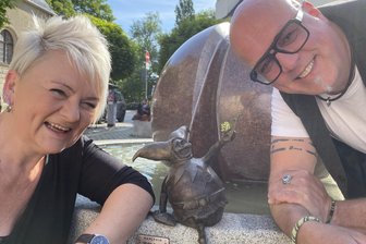 Bald Harlekin Nummer fünf? „Echte Chance, Reichenbach deutschlandweit bekannt zu machen“ - Sehen im Harlekin-Pfad großes Potenzial: Conny Schmidt von „Connys Bar“ und Benedikt Lommer, Vorsitzender des Reichenbacher Gewerbevereins.