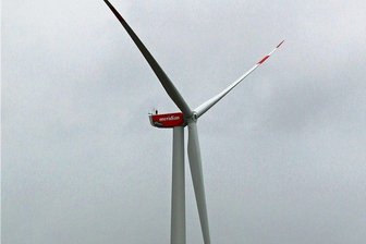 Bald weitere vier Windräder am Stadtrand von Crimmitschau? - Zu den bestehenden Windrädern bei Thonhausen könnten sich bald weitere vier Anlagen auf sächsischer Seite in Mannichswalde gesellen. Dazu läuft zurzeit das Genehmigungsverfahren.