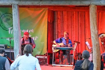 Balkan-Brass auf der Koppel -