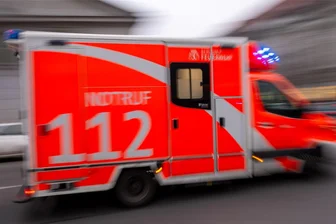 Balkonsturz am Rosenhof in Chemnitz - Am Mittwochnachmittag kam es zu einem Rettungseinsatz am Rosenhof.