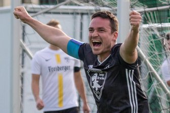 „Balsam für die Seele“: SC Syrau schießt sich mit Traumtoren in die nächste Runde des Sachsenpokals - Paul Schneider traf im Sachsenpokalspiel gegen die Kickers Markleeberg doppelt. Dies gelang auch Tobias John.