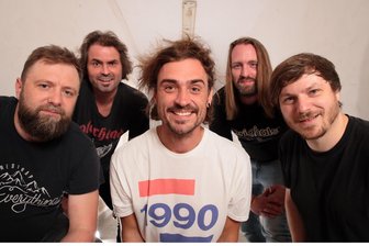 Band aus dem Erzgebirge startet im Radio und bei bundesweitem Songcontest durch - Andreas Philipp, Ulf Nürnberger, Robert Friedrich, Silvio Lauckner und Ludwig Schmutzler (v. l.) sind Breakout. Die Band aus Aue ist bald in Schneeberg zu erleben.