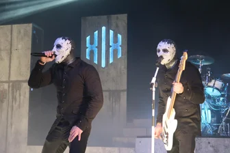 Band Weimar im Konzert: Brüder, zur Sonne mit Amstaff? - Weimar im Konzert