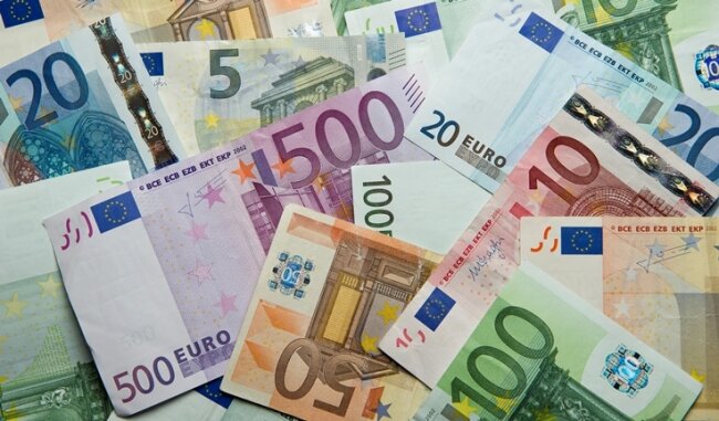 Bankkunden verschenken Milliarden Euro - 