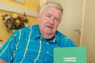 Bastelfan entdeckt Liebe zum Schreiben - Harald Dittrich schreibt weiter an seinen "Voigtsdorfer Geschichten".