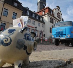 Bau der Ortsumgehung wird zu einer harten Geduldsprobe - 
              <p class="artikelinhalt">Weil das Geld fehlt, verschiebt sich der Bau der Waldenburger Ortsumgehung. </p>
            