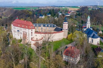 Bauarbeiten am Schloss Wolkenburg in Limbach-Oberfrohna: Freiwillige für Gestaltung des Schlossgartens gesucht - Am 18. Oktober findet im Schloss Wolkenburg das alljährliche Parkseminar statt.