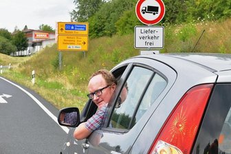 Bauarbeiten auf der A 4 bei Nossen: Alternativrouten im Test - Redakteur Steffen Jankowski - hier bei Siebenlehn - testet Alternativrouten zur A 4. 