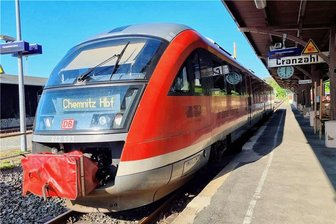 Bauarbeiten bei der Erzgebirgsbahn: Keine Züge zwischen Cranzahl und Wolkenstein - Keine durchgängige Zugverbindung zwischen Cranzahl und Chemnitz gibt es ab Montag. Grund sind Bauarbeiten.