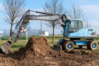 Bauarbeiten für Beachvolleyball begonnen -