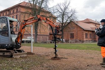 Bauarbeiten für neue Sportanlage - 