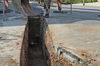 Bauarbeiten haben Folgen für Zwickauer Nahverkehr - Geplante Arbeiten zur Herstellung eines Trinkwasseranschlusses haben auch Auswirkungen auf den Nahverkehr.