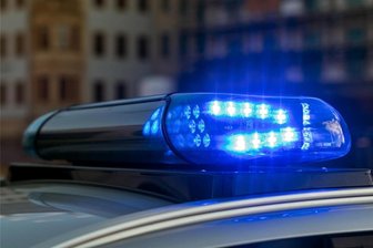 Bauarbeiter muss vor renitentem Autofahrer in Meerane zur Seite springen - Die Polizei hat einen Unfallflüchtigen gestellt.