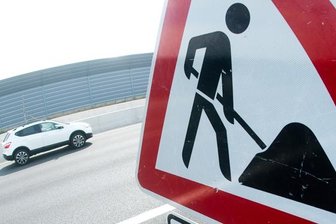 Baubeginn auf der Wittgensdorfer Straße -