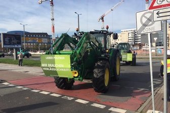 Bauern protestieren gegen Agrarpolitik -