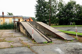 Bauhofsanierung in Zobes kann beginnen - Die Rampe braucht der Bauhof nicht mehr. Ein ortsansässiger Dienstleister ist mit dem Abriss beauftragt.