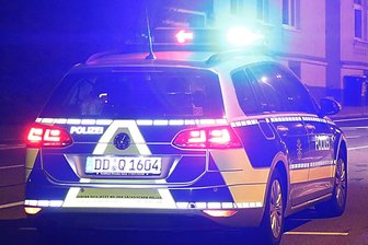Baumaschinen-Diebe flüchten bei Verfolgungsjagd vor Polizei - 
