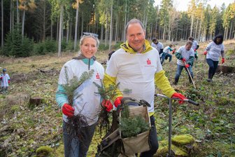 Baumpflanz-Aktion im Vogtland: Hier entsteht ein neuer Mischwald - 