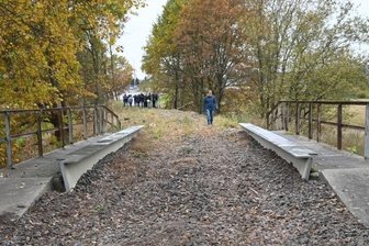 Baustart für neuen Premium-Radweg nach Wüstenbrand - Läuft alles wie geplant, werden auf diesem Abschnitt der einstigen Eisenbahnstrecke von Chemnitz nach Grüna Ende des Jahres bereits Radfahrer unterwegs sein. 