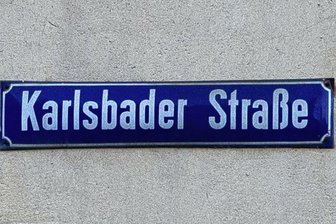 Baustart für Straßenbau im Sehmatal vorerst um zwei Wochen verschoben - Die Karlsbader Straße ist die Hauptverkehrsader der Gemeinde Sehmatal. Wegen der Fahrbahnerneuerung zwischen Cranzahl und Neudorf wird sie in diesem Abschnitt für zwei Jahre gesperrt. Nach Abschluss aller notwendigen Vorbereitungen soll nun am 20. März mit den Bauarbeiten begonnen werden. 