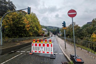 Baustelle auf B 101: Schülerverkehr in Annaberg startet am Montag mit Behinderungen - Eine Vollsperrung der B 101 in Annaberg-Buchholz hat ab Montag auch Auswirkungen auf den Schülerverkehr.