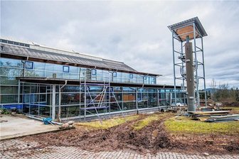 Baustelle Badegärten Eibenstock: Becken machen Platz für Neues - An den Badegärten in Eibenstock haben die Umbauarbeiten begonnen.