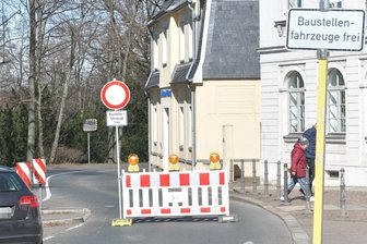 Baustelle Wallstraße in Freiberg: So können Anwohner ihre Autos parken - Seit Montag ist die Wallstraße in Freiberg voll gesperrt. Acht Monate Bauzeit sind vorgesehen.
