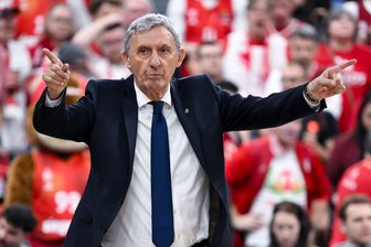 Bayern gegen Alba: Traumfinale für Pesic - Bayern-Coach Svetislav Pesic dirigiert ein letztes Mal ein Team in einem Finale. (Archivbild)