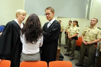 Beate Zschäpe, die "liebe, gute Nachbarin" -