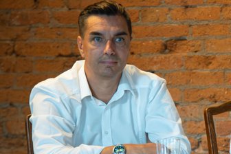 Beben bei der SPD im Vogtland: Vorsitzender schmeißt hin - Kay Burmeister ist am Mittwoch von seinem Amt als SPD-Vorsitzender im Vogtland zurückgetreten, nachdem seine Partei Maik Linke zum Bundestagskandidaten nominiert hatte.