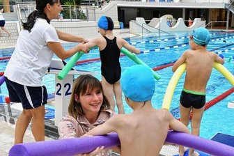Befürchtete Schließung vom Tisch: Freizeit-Badebetrieb und Unterricht gesichert -